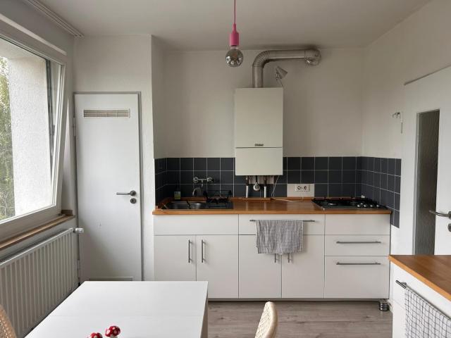Sehr schöne 1 Zimmer Wohnung mit Einbauküche fußläufig zur FH Aachen & Luisenhospital mit Balkon