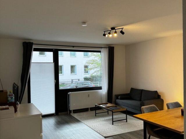Sehr schöne 2 Zi.Whg. mit Balkon in der Nähe des Prinzen Parks