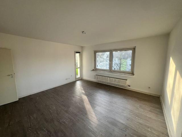 Sehr schöne 2 Zimmer Wohnung mit Balkon in Essen