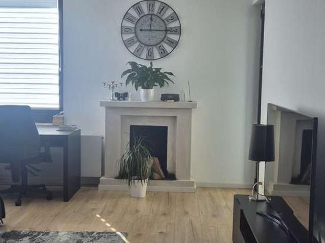 Sehr schöne 2 Zimmer Wohnung mit Balkon, inkl. EBK und Tiefgarage
