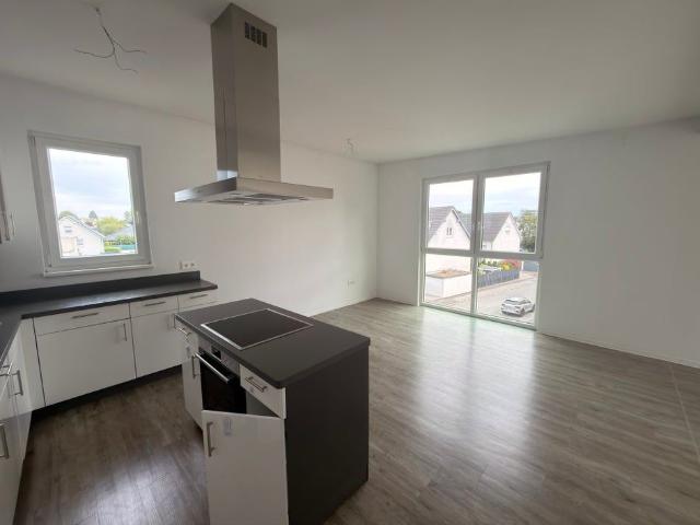 Sehr schöne 2 Zimmer Wohnung mit offener Küche und Fußbodenheizung!