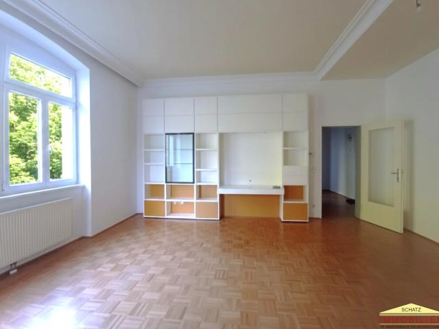 sehr schöne 3 zimmer wohnung mit balkon in ruhelage