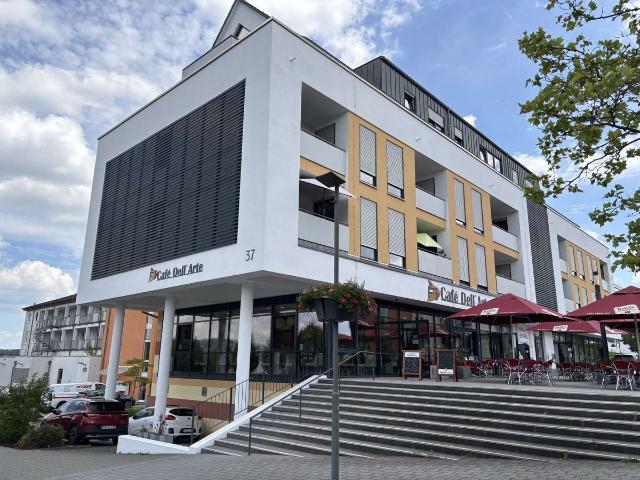 Sehr schöne 3 Zimmer Wohnung mit Balkon in zentraler Lage in Künzell