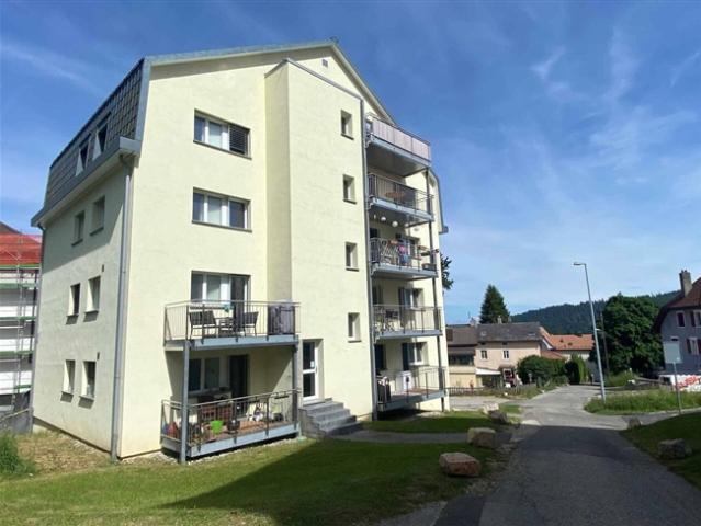 Sehr schönes 3.5 Zimmer Apartment im 1. Stock mit Lift