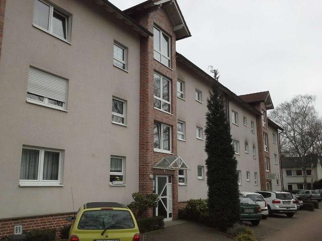 Sehr schöne und gut aufgeteilte 2 1/2 Raum Dachgeschosswohnung