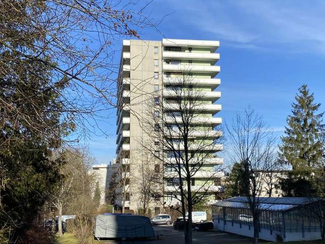 Sehr schöne und sonnige 4 Zimmer Wohnung Parkstadt Solln