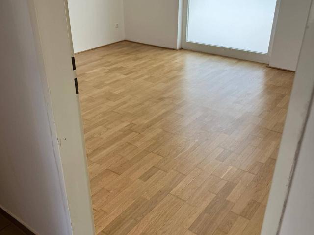 Sehr schöne und zentral gelegene Wohnung