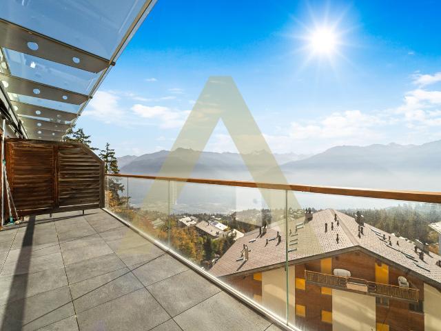 Sehr schöne Wohnung mit atemberaubender Aussicht