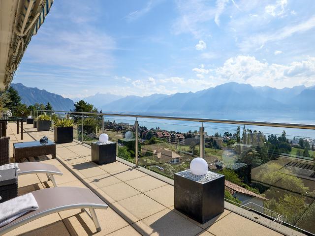 Sehr schöne Wohnung mit außergewöhnlichem Blick auf den See und die Al