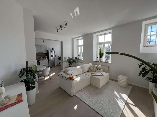SEHR SCHÖNE WOHNUNG IM EHEMALIGEN GEFÄNGNIS