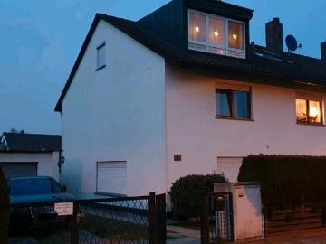 Sehr schöne Doppelhaushälfte in NürnbergFalkenheim