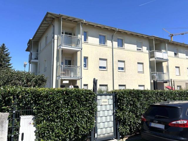 Sehr schöne Eigentumswohnung mit Loggia und Tiefgarage in Traun