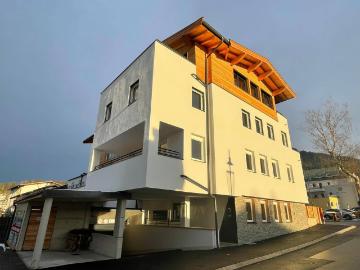 Barrierefreie Neubau Erdgeschosswohnung mit Garten und Terrasse in Bad Häring