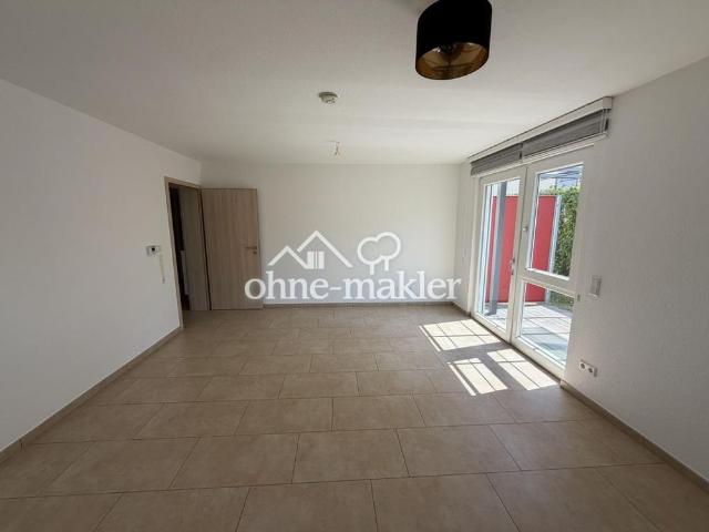 sehr schöne & gepflegte 2 Zi. EG Wohnung mit EBK und Terrasse