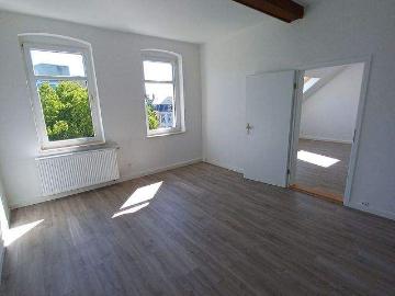 Sehr schöne helle 3 Raum Wohnung Zwickau Marienthal ab sofort zu vermieten