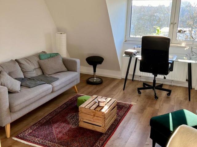 Sehr schöne Helle möblierte Wohnung zur Zwischenmiete in Köln