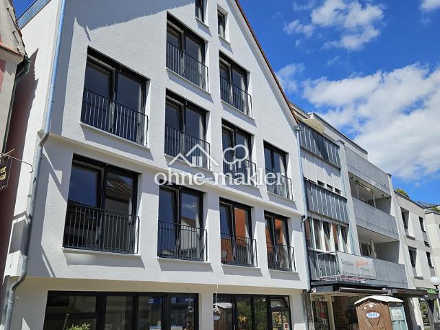 Sehr schöne, neuwertige Dachgeschoss Maisonette Wohnung im Stadtzentrum von Aalen zu vermieten