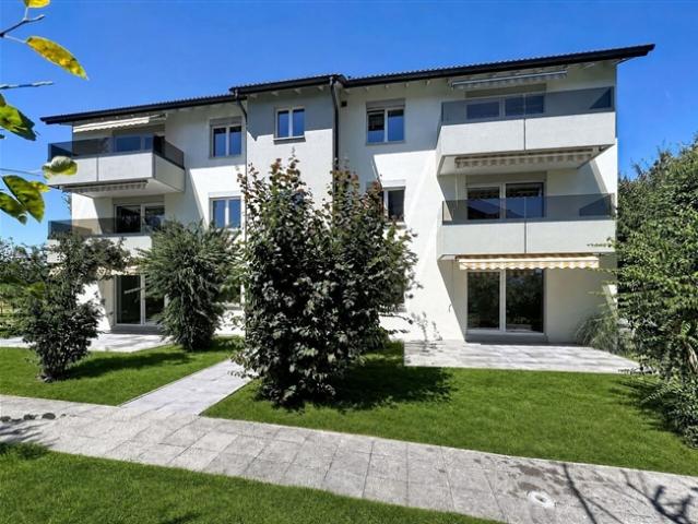 ZWISCHEN MORAT UND FREIBURG Renovierte 4,5 Zimmer Wohnung mit Garten