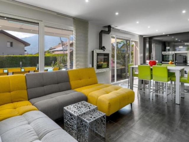 Sehr schönes einfamilienhaus mit unabhängigem studio & pool