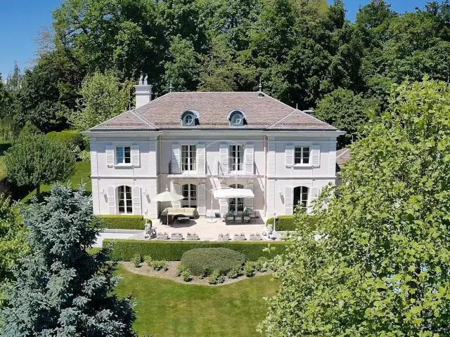 Sehr schönes Herrenhaus in einem begehrten Viertel von Lausanne