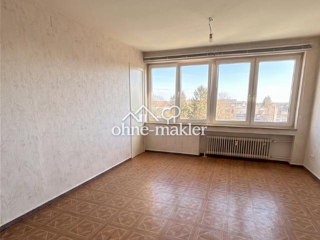 Sehr zentral gelegene lichtdurchflutete 3 Zimmer Wohnung zzgl. einer Garage zu verkaufen!