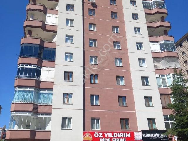 Sehrin Merkezi Hürriyet'de Geniş Daire