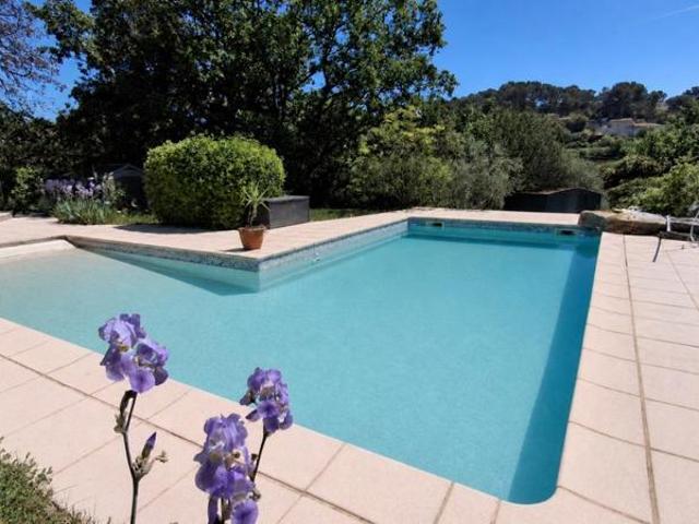 SEILLONS SOURCE D'ARGENS VILLA T5 sur 1416 m² de terrain