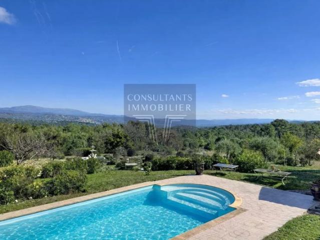 SEILLANS. PROPRIÉTÉ RARE TERRAIN DE 6,5 HECTARES