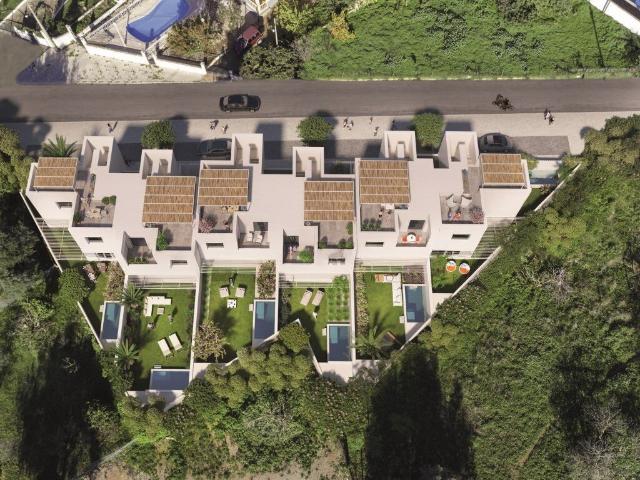 Seis moradias modernas e geminadas, cada uma com um jardim p. 103m² Almancil