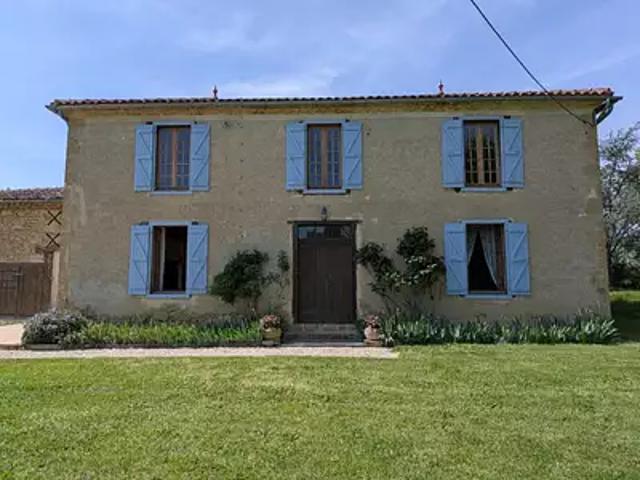 Seissan 32260 Achat / Vente maison 7 pièces t7 piscine