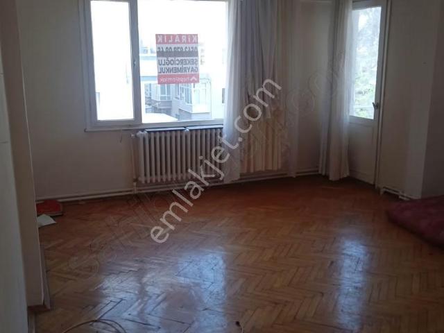 Sekercioğlu'ndan Fatih Caddesinde 140 M2 3+1 Satılık Daire