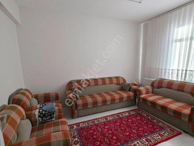 Sekiçeşme Mh.’de 2+1 Oda ~ Arakat ~ Eşyalı Kiralık Daire