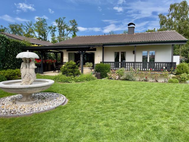 Selten am Mainzer Stadtrand: 6 Zimmer Haus mit großem Privatgarten