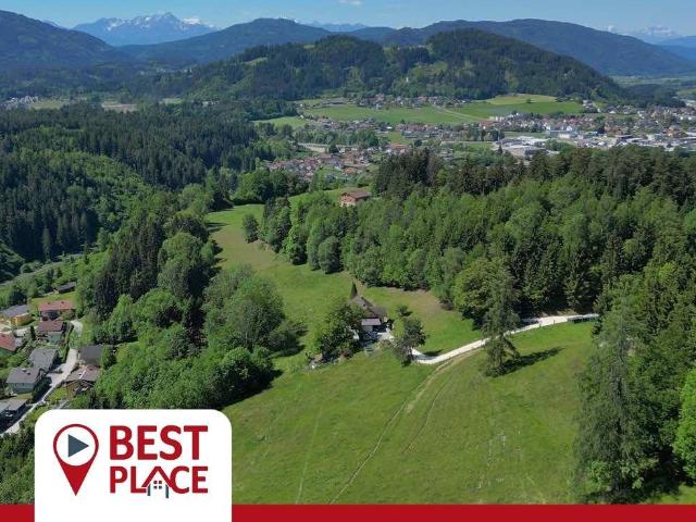 Seltene Alleinlage mit Aussicht 3.75 ha am Stadtrand eigenes Wasser
