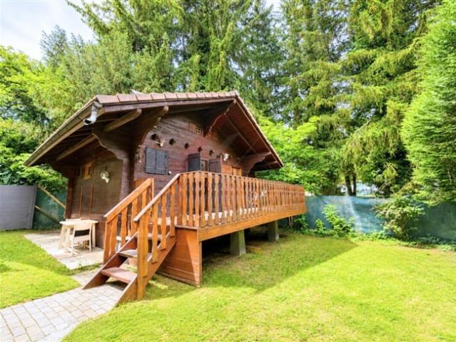 Seltene Chance – Vollständig renoviertes Chalet zum Verkauf in Lausanne