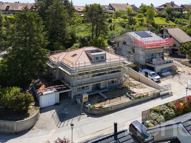 Seltene Gelegenheit: neues Doppelhaus bereit zur Auslieferung, Blick auf die Alpen
