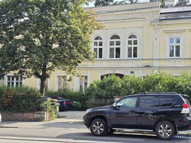 SELTENE GELEGENHEIT IN DORNBACH:Eindrucksvolles 128,5 m² Wohnpaket mit Eigengarten & 10 Jahres Mietvertrag zum absoluten Spitzenpreis!