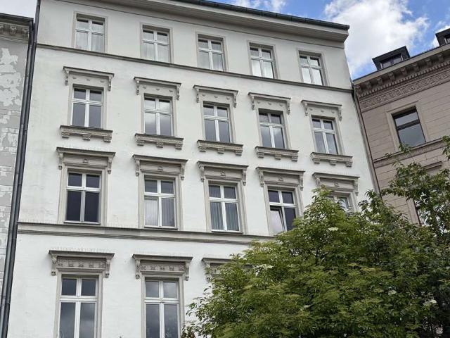 SELTENE IDYLLE DIREKT AM ENGELBECKEN UND MITTEN IN KREUZBERG
