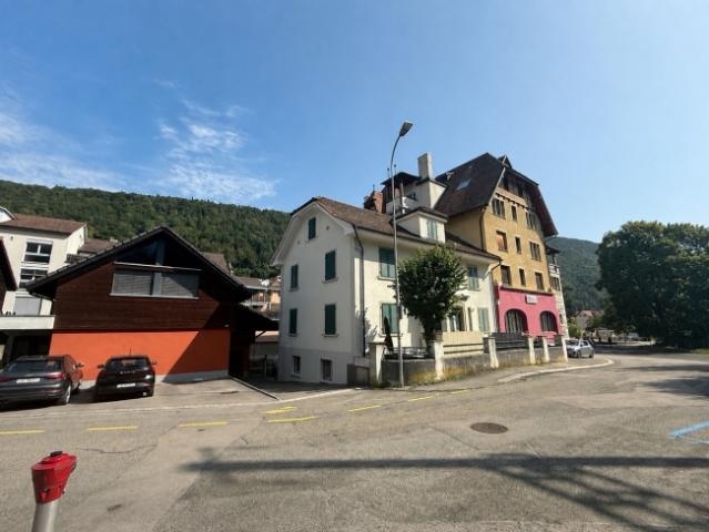 Seltene Immobiliengelegenheit – Verkauf eines Immobilienunternehmens