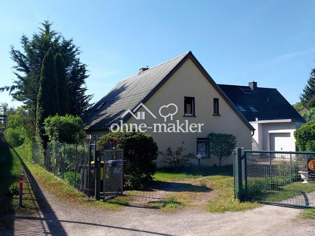 Seltene Wasserlage in Potsdam – Einfamilienhaus mit Steg & Seeblick