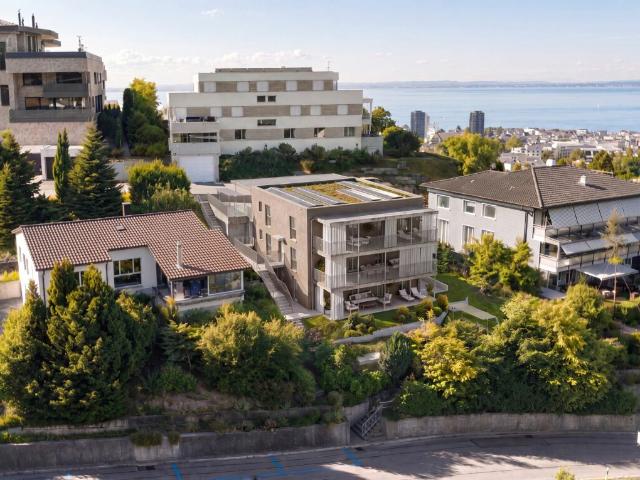 Seltenes Wohnglück: 4.5 Zimmer Eigentumswohnung an bester Sonnenlage im EG