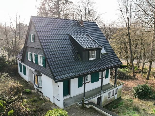 Seltenes Anwesen im Grünen 4.377 m² Grundstück mit großem Gestaltungspotenzial