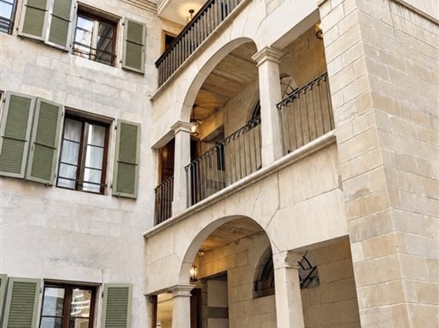 Seltenes Doppelhaus mit Charakter im Herzen von Genf
