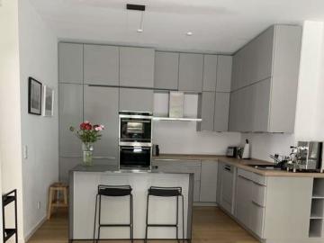 Seltenes Fundstück mit Garten, Berlin Amsterdam Apartments for Rent