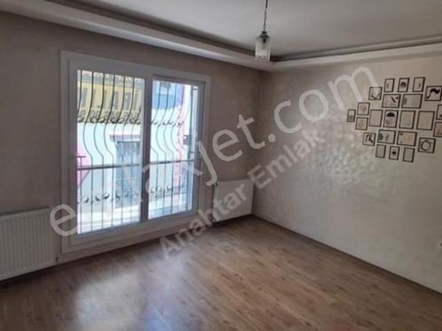 Selvili'de Otoparklı, Doğalgazlı 2+1 Kiralık Daire