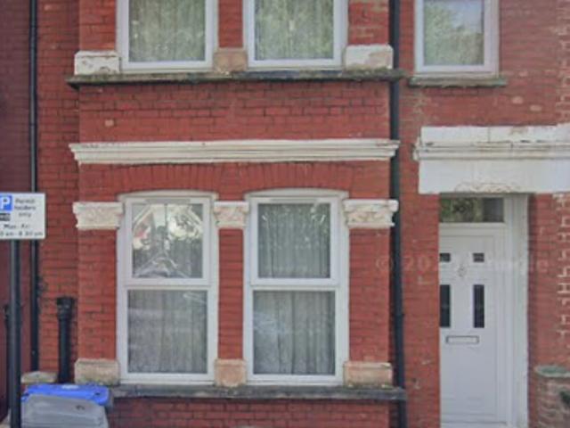 Selwyn Road, Willesden NW10, 4 bed terraced house to rent, £3,300 pcm | PrimeLocation