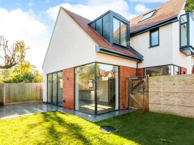 Selwyn Road, New Malden KT3, 2 bed terraced house to rent, £2,950 pcm | PrimeLocation