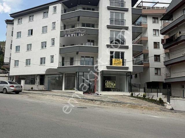 Selçuklu Caddesi Üzerinde Sıfır 3+1