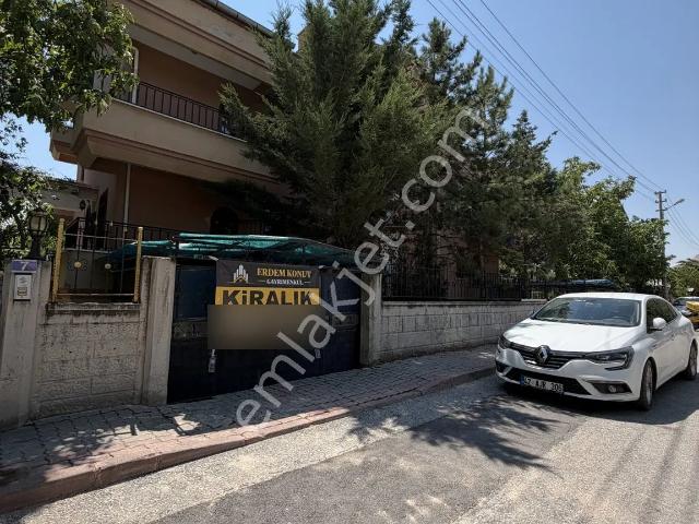 Selçuklu Hanaybaşı Mah. 7+1 Kiralık 3 Katlı Triplex Bina