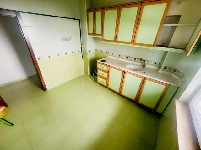 Selçuklu Mah. 3+1 Salon Bağımsız Yapılı Yüksek Giriş Daire
